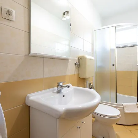 Apartments Soul Krk Town Exterior photo