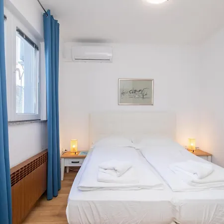 Apartments Soul Krk Town Exterior photo